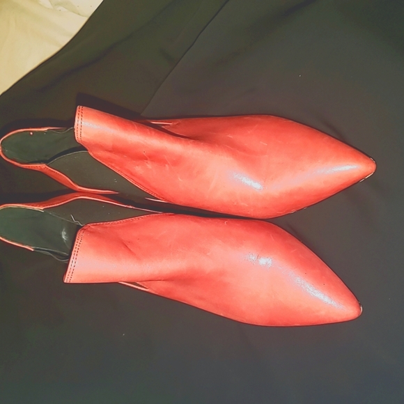 ANTONIO MELANI red Heel shoes. Size 8.5 - Picture 5 of 12